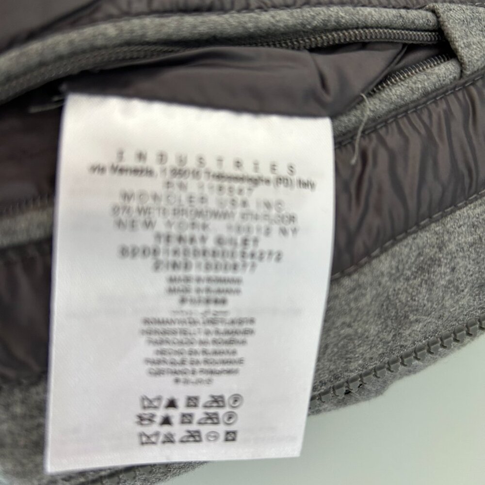 Moncler size 1 grey vest - Picture 3 of 10